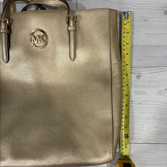 Michael Kors Handbag - Picture 8 of 9